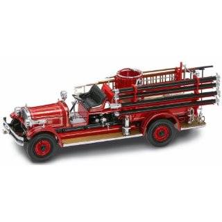  Yat Ming Scale 124   1925 Ahrens Fox N S 4 Fire Engine 