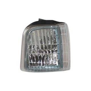 TYC 18 3199 00 Chevrolet/GMC Passenger Side Replacement Clearance Lamp