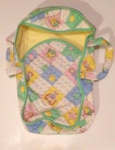 1984 Vintage Coleco Cabbage Patch Kids Quilted Cloth Baby Doll Carrier Bed