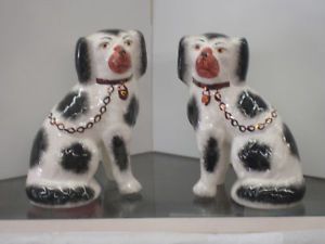 Staffordshire Antique Spaniel Dog Black Small Figurines