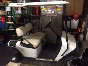 1996 Electric EZGO Golf Cart with New Interstate Batteries