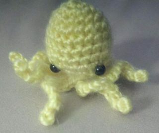 Handmade Crochet Stuffed Amigurumi Octopus Toy Cat Toy