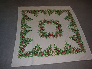 Vintage Cotton Kitchen Table Cloth Linen Christmas Holly Leaves Berries