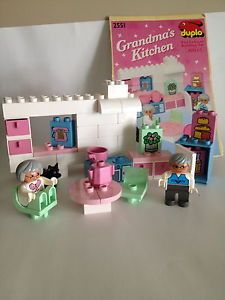 LEGO 2551 Grandma's Kitchen