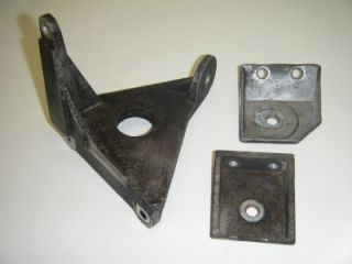 98 Arctic Cat Cougar 550 95 Ext Powder Special Motor Engine Mount P Late Bracket