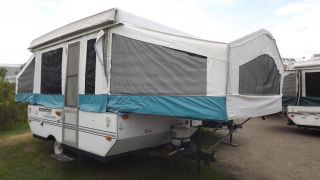 1998 Forest River Rockwood Freedom 1940 Camping Trailer 