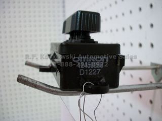 Chevy GMC Pickup Truck Interior Seat Adjust Switch 12450256 D1227 Omron