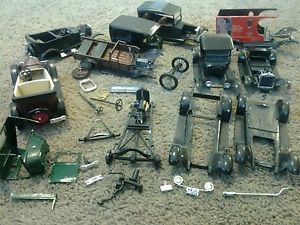 Lot Ford Model T Plastic Model Kit Parts Body Chassis Wheels Steering Budweiser