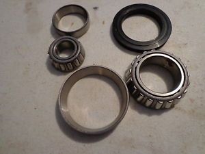 Ford Tractor 5000 Front Wheel Hub Bearings