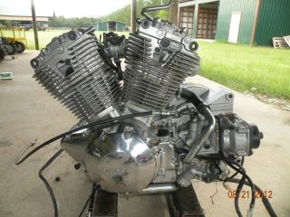 Honda VTX1300 VTX 1300 Engine Motor