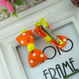 One Pair 2pcs Lovely Barrettes Orange Dots Hairclips Baby Girl Toddler 059