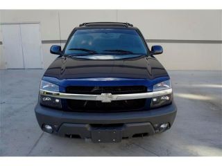 Chevrolet Avalanche 2500 4x4 Low Miles Chrome Wheels Sunroof Towing Must See