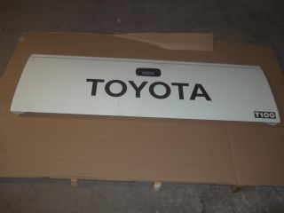 93 94 95 96 97 98 Toyota T100 Pickup Truck Tailgate Complete w Handle Latch
