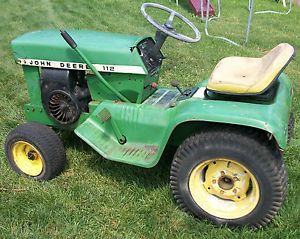 John Deere 112 Lawn Garden Tractor