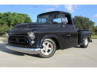 Amazing 1957 Chevy 3100 Apache Shortbed Stepside Hot Street Rod Show Truck WOW