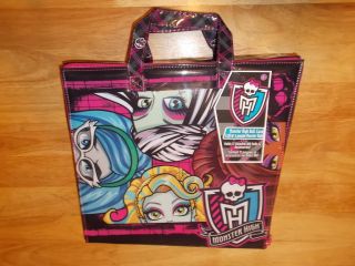 New 2012 Mattel Monster High Doll Case Holds 12 MH Dolls Accessories