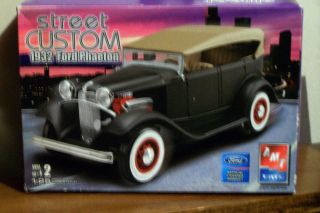 AMT 1932 Ford Phantom Model Car Kit Complete Kit