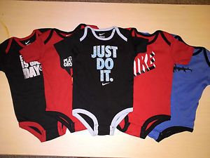 Nike Infant Baby Boy Outfit Set Lot of 5 Bodysuit Clothes Romper Sz 9 12 Months