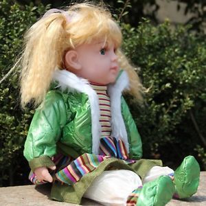 Hot Selling Wonderful Singing Baby Girl Doll with Green Clothes