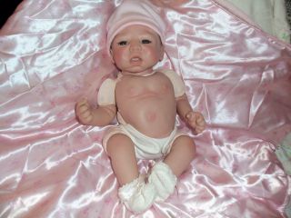 Shelia Michael Reborn Baby Girl Doll 2004 Soft Vinyl Looks Real 141 So Pretty