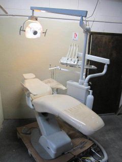 Marus MaxStar 1690 Dental Exam Chair w PRO42 Delivery Unit UL1000 Exam Light