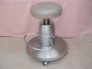 Stainless Steel 600 Medical Hydraulic Surgeon's Dental Surgical Exam Stool Chair