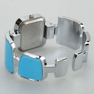 New Popular 598 Bracelet Women's Quartz Wrist Watch Light Blue