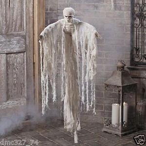 1 Halloween Haunted House Decor Prop Foam Hanging Mummy Skeleton