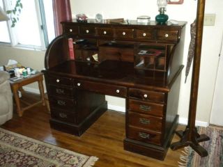 Ethan Allen Solid Wood Roll Top Desk w Key Old Tavern Collection