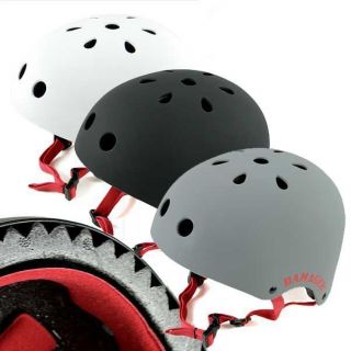 Damaged REAX Professional Skateboard Scooter BMX Extreme Sports Helmet New