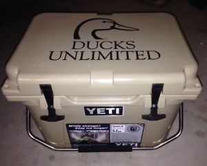 Yeti Roadie Ducks Unlimited Tan Cooler 20 Quart YR20T Camping Hunting Fishing