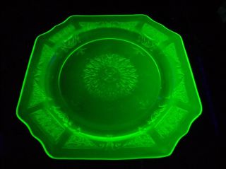 Vintage Depression Green Uranium Octagon Shaped Etching Design Plate