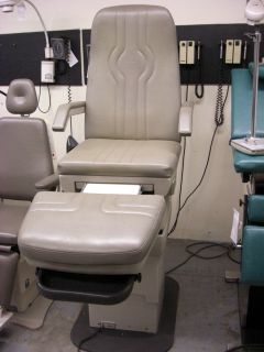 MIDMARK 417 Power Podiatry Exam Table Chair w Footswitch Great Shape