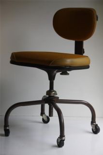 60's Retro Mid Century Modern Cramer Swivel Office Chair Tanker Desk Chair