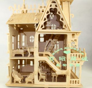 Woodcraft Model Kit Wood Fantasy Villa Doll House