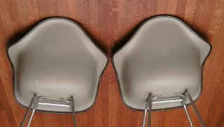 2 Herman Miller Eames Shell Chairs Upholstered Girard Fabric Hopsack Beige Gray