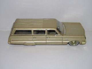 Jada 1964 Chevy Impala Station Wagon Diecast Car 1 24 G Scale 8 1 4" Length G2