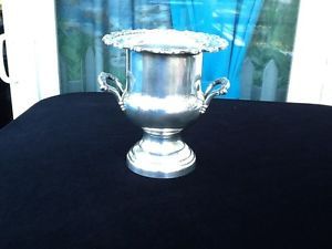 Vintage Oneida Silver Plated LG Wine Champagne Trophy Cooler Ice Bucket Vase