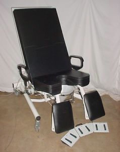 Stille Sonesta Linak Patient Urological Medical Exam Table Chair w Foot Pedal