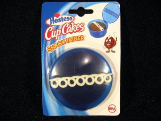 New Hostess Cup Cakes Snack Tainer Blue Plastic School Container Treat Cake
