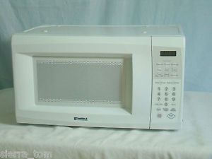 Oster Countertop Turntable Microwave Oven U7 Black 1000W 1.1 CuFt OGB81102