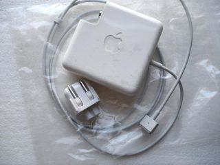 Original Apple MacBook Pro w Retina Display 85W MagSafe 2 AC Power Adapter