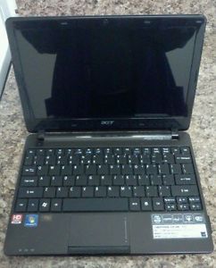 Acer Aspire One AO722 BZ897 Netbook Laptop AMD C 50 320 GB HD HDMI Output