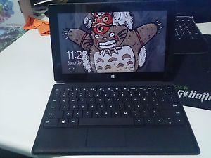 64GB Microsoft Surface RT Tablet Bundle with Black Touch Cover