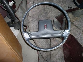 81 87 Olds Cutlass Steering Wheel Horn Pad