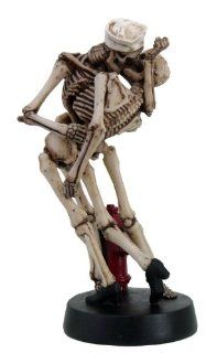 Love Never Dies Skeleton Skull Sailor and American Nurse Kissing Statue Figurine   Collectible Figurines